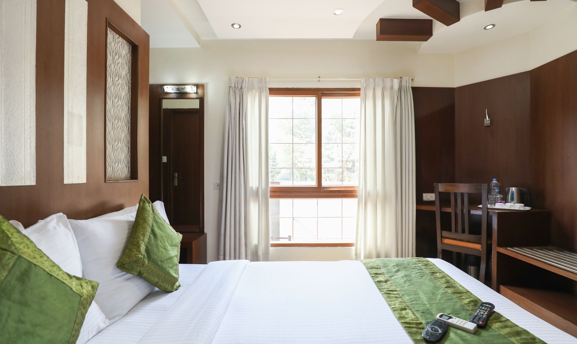Hotel Treebo Select Grand Premier Bangalore