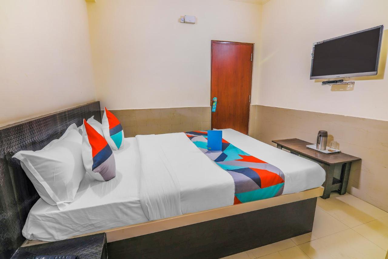 Fabexpress Grand Krishna Deluxe Hotel