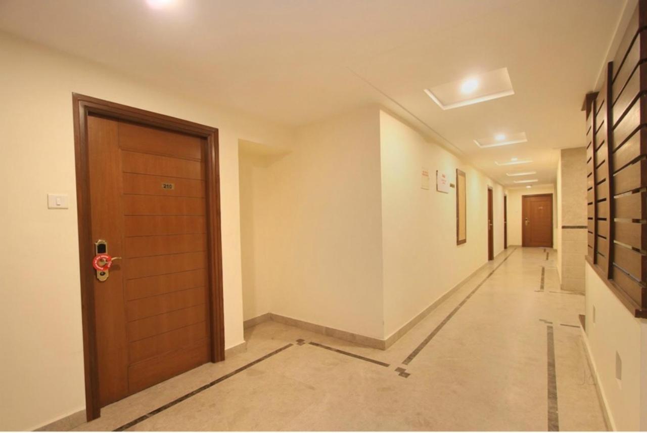 Hotel Bangalore Inn 3*