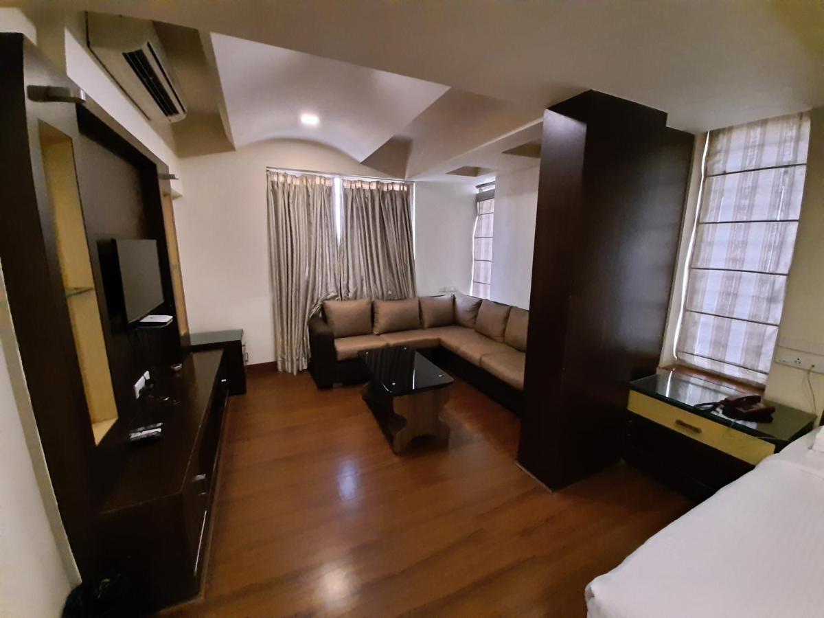 Hotel Sri Krishna International 3*