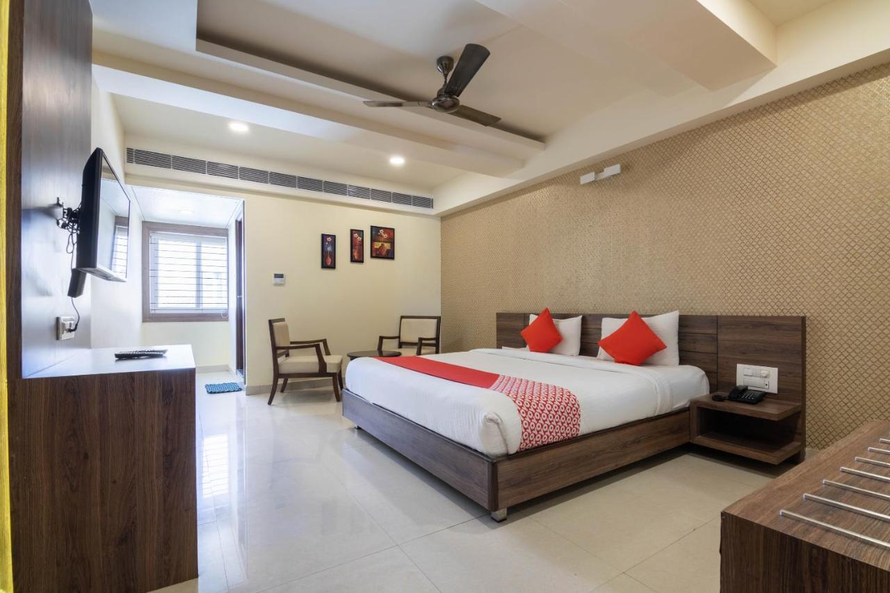 Oyo 8480 A2b Electronic Bangalore