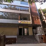 Hotel Olive Leave\'S