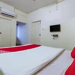 Oyo Flagship 70582 J Puneeth Residence And Lodging
