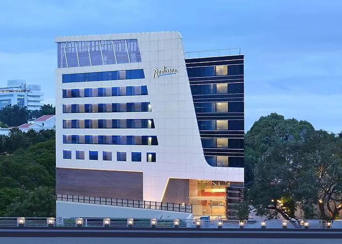 Radisson Bengaluru City Center
