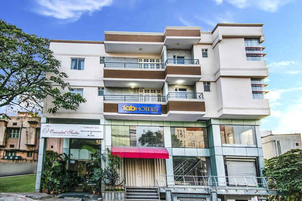 Curzon Hotel