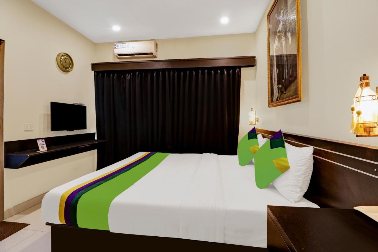 Treebo Blueberry Hotel