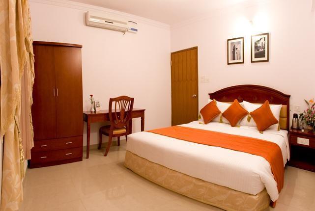 Hyde Park Hotel