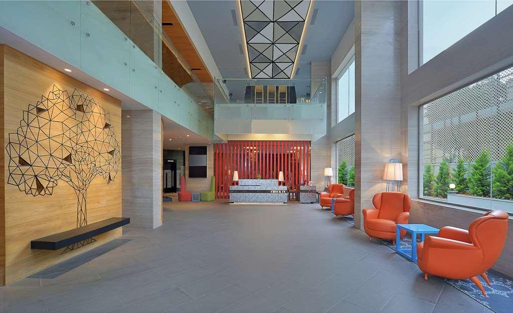 Hotel Radisson Center Bangalore