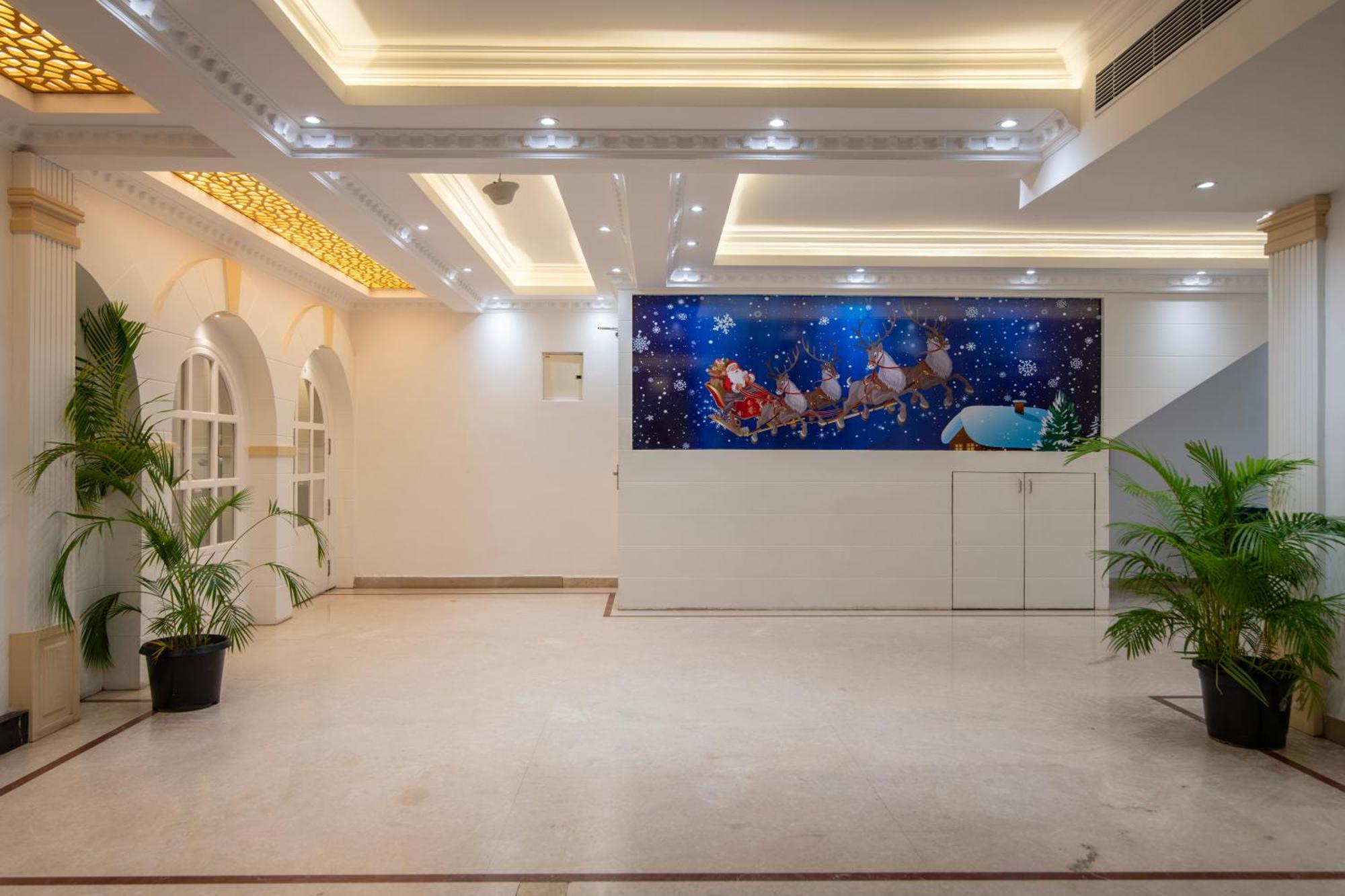 Hyde Park Hotel