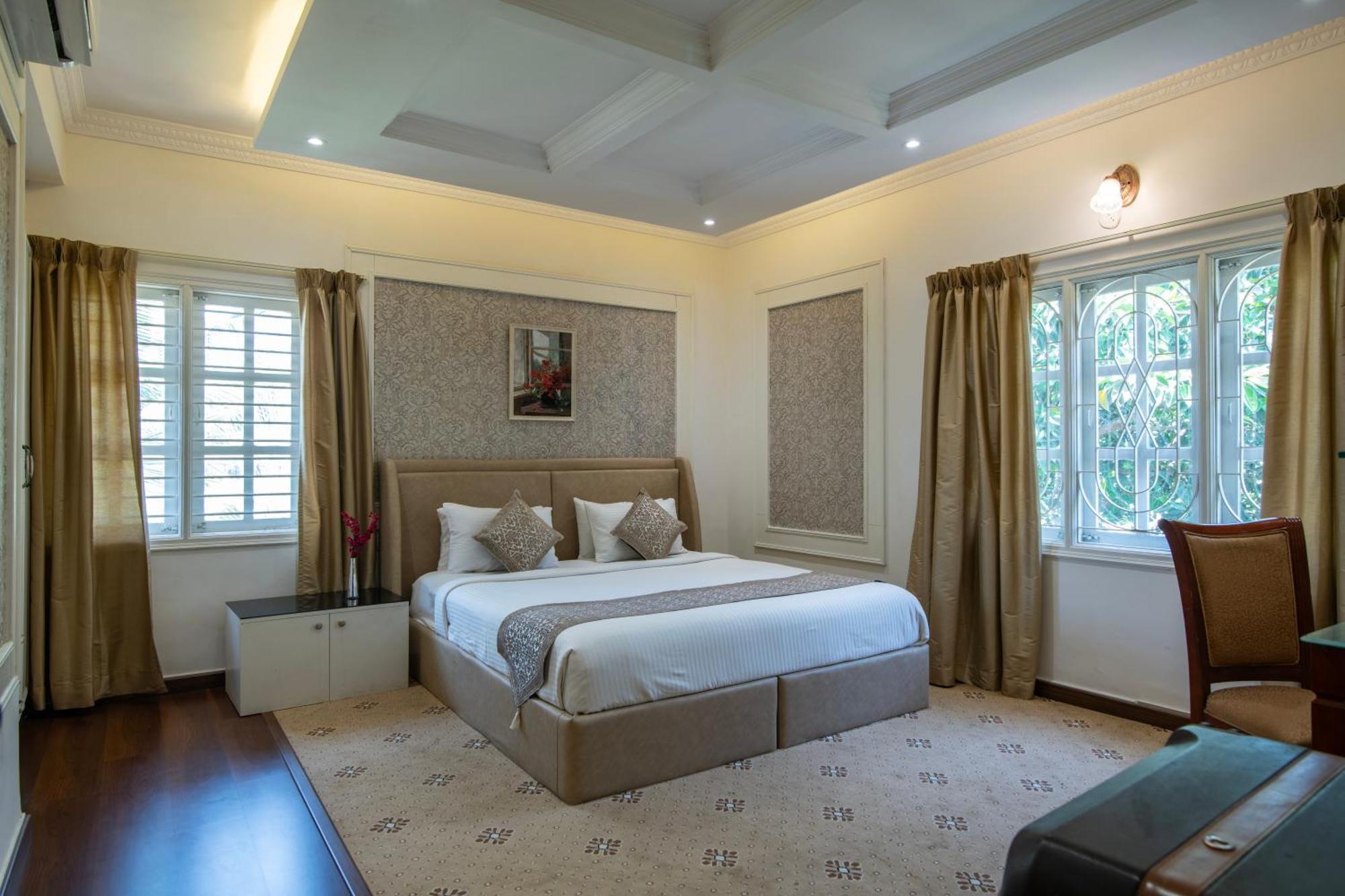Hotel Hyde Park 3*