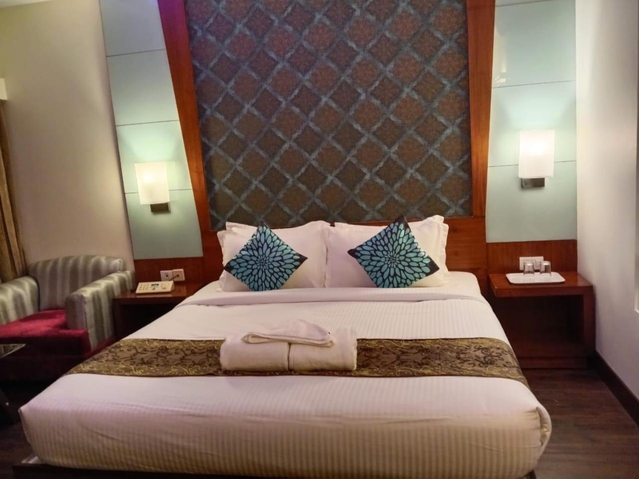 Hotel The Luxant 4*