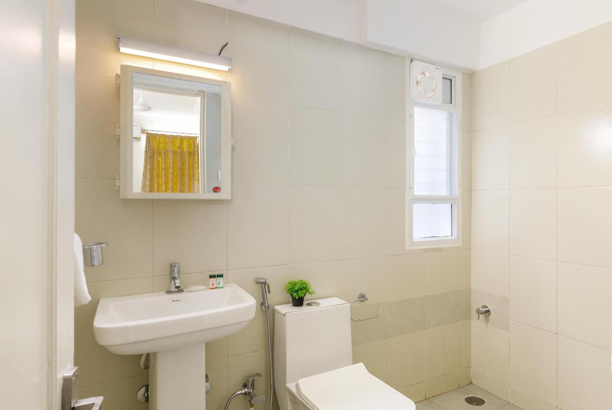 Crystal Edge By Red Oliveoff Mg Road Apartment