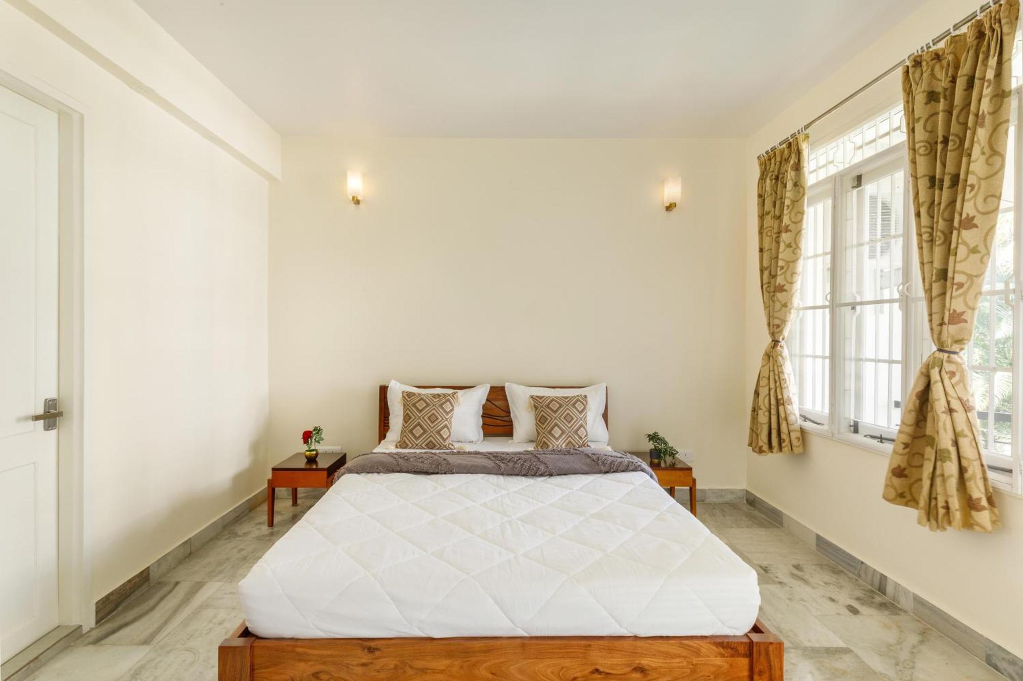 Crystal Edge By Red Oliveoff Mg Road Apartment