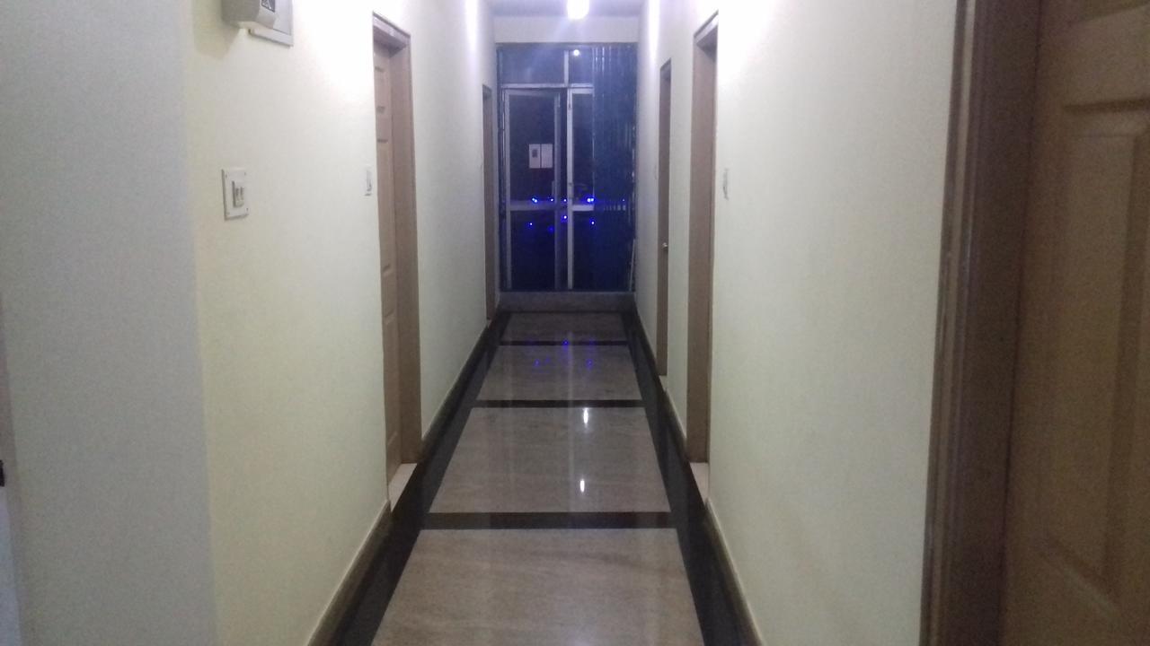Lodge Sree Nandanam Residency *