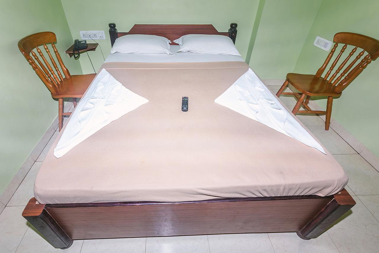 Lodge Sree Nandanam Residency *