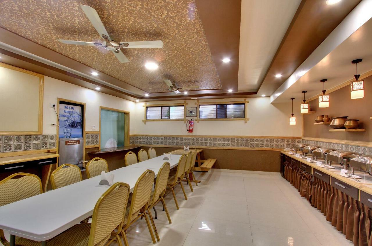 Bluemoon Log-Inn Hotel 3*