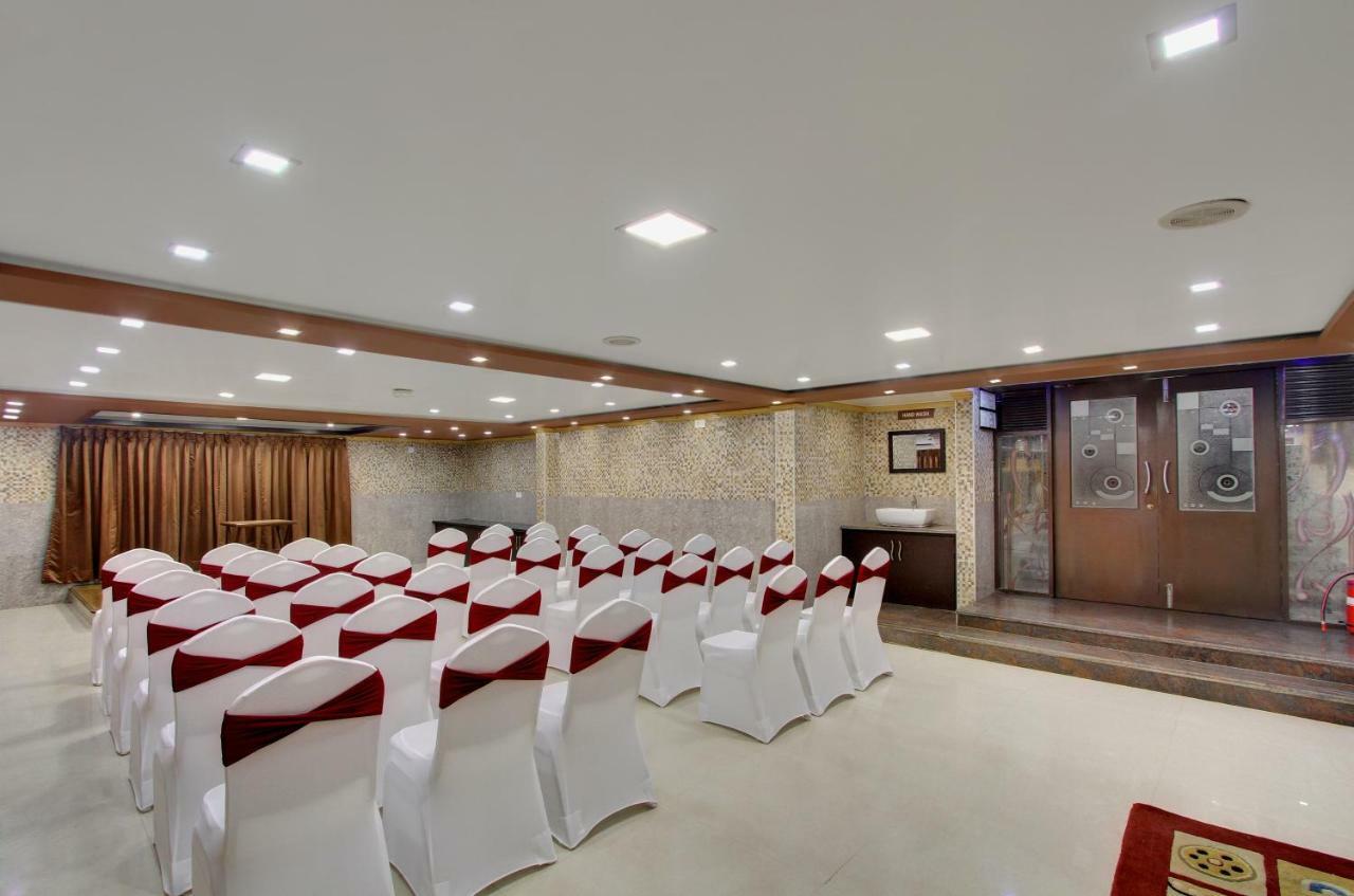 Bluemoon Log-Inn Hotel Bangalore