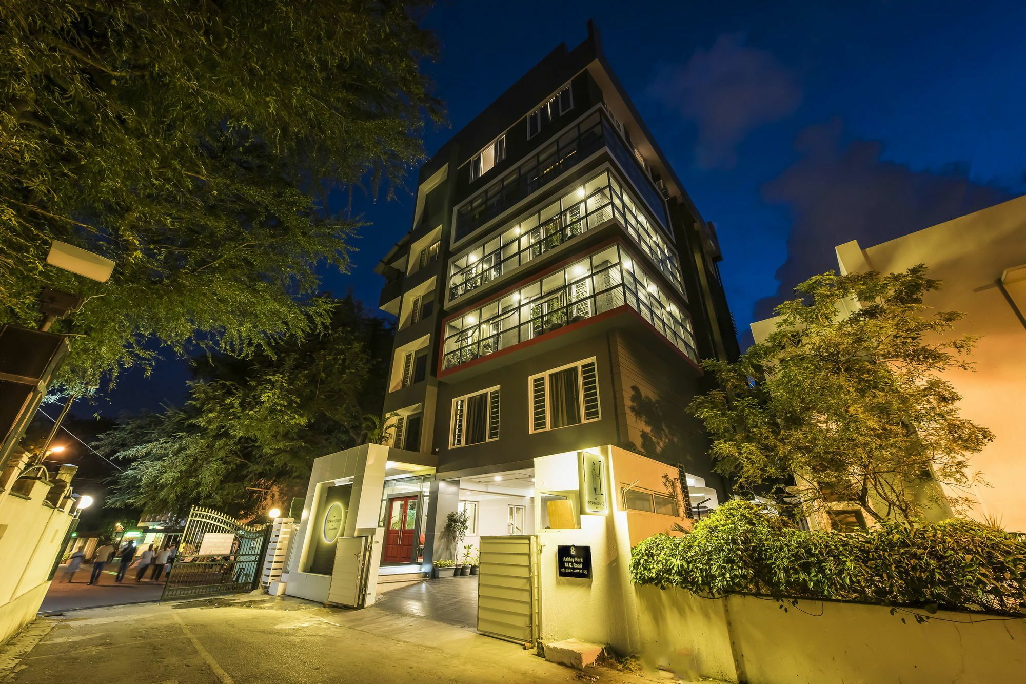 Oyo Townhouse 014 Mg Road