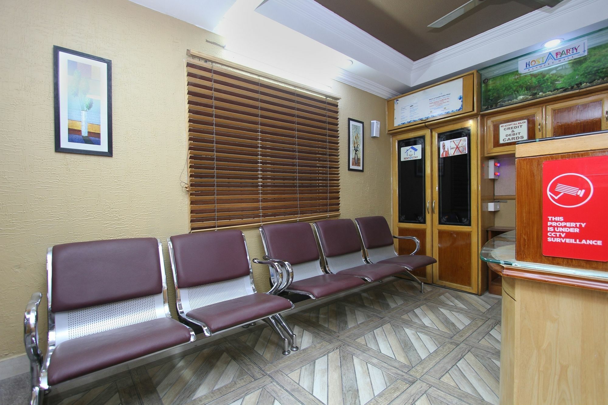 Bluemoon Log-Inn Hotel Bangalore