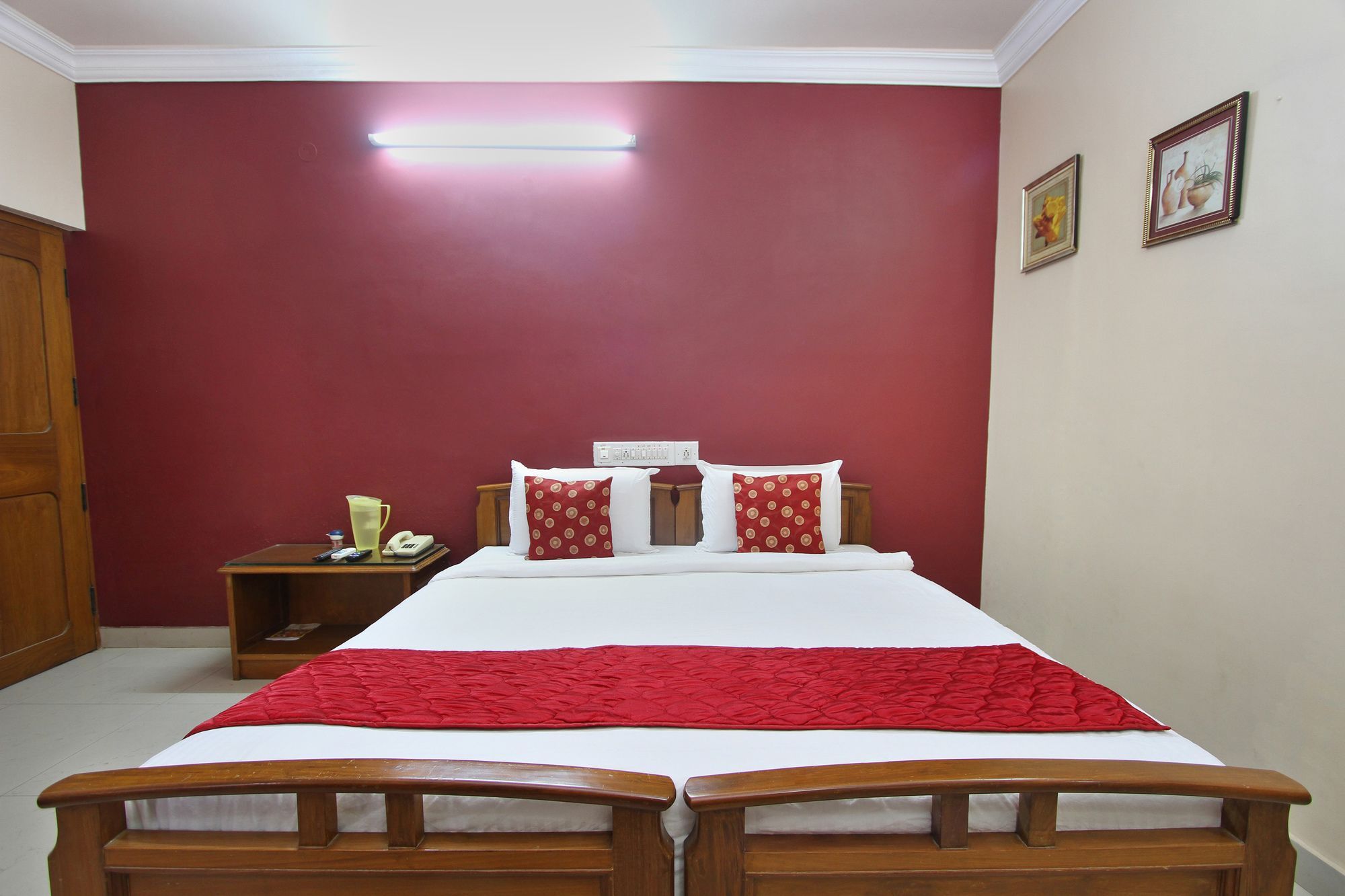Oyo 7339 Nandhana Vista Hotel
