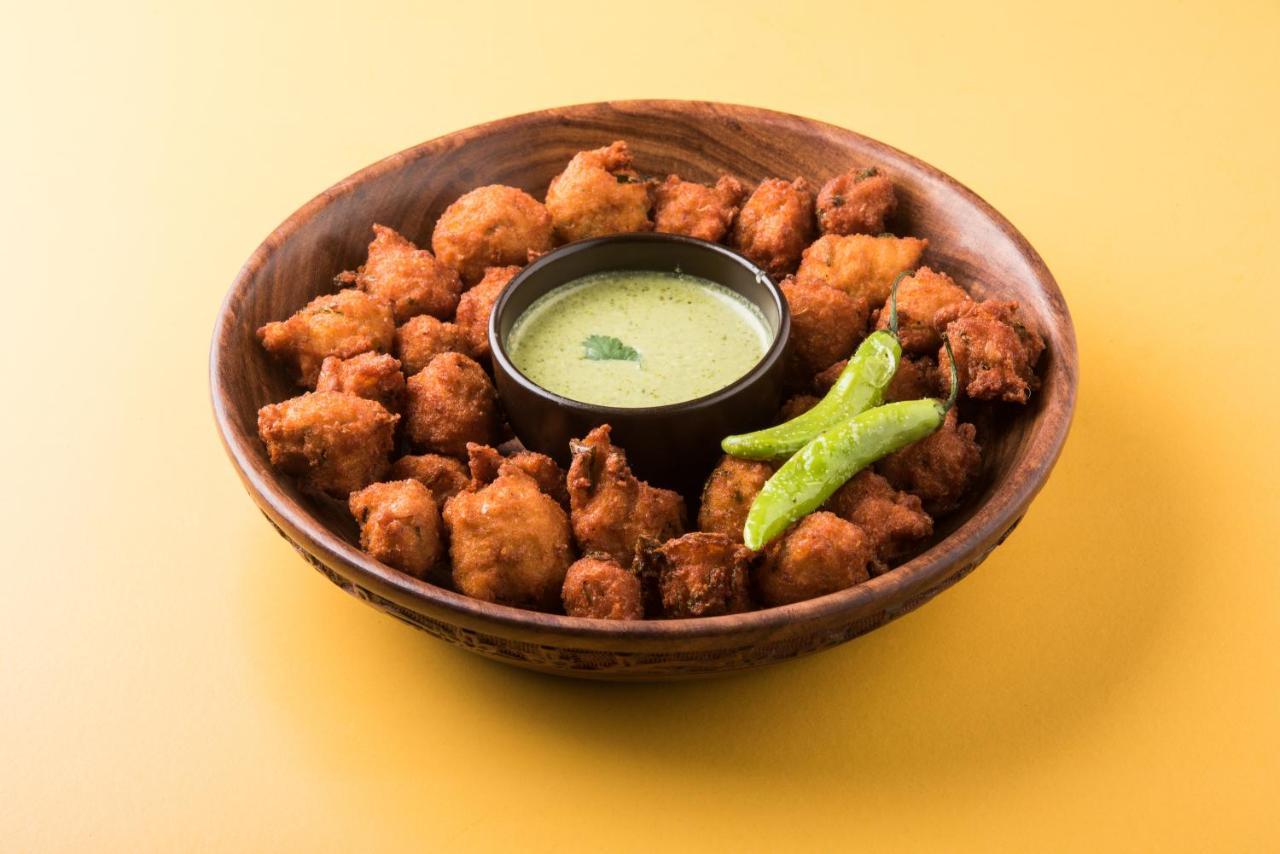 Oyo Flagship 70582 J Puneeth And Lodging Hotel Bangalore